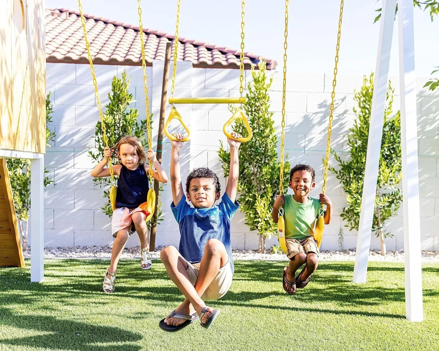 Avenlur Forest Modern Backyard Outdoor Swing Set